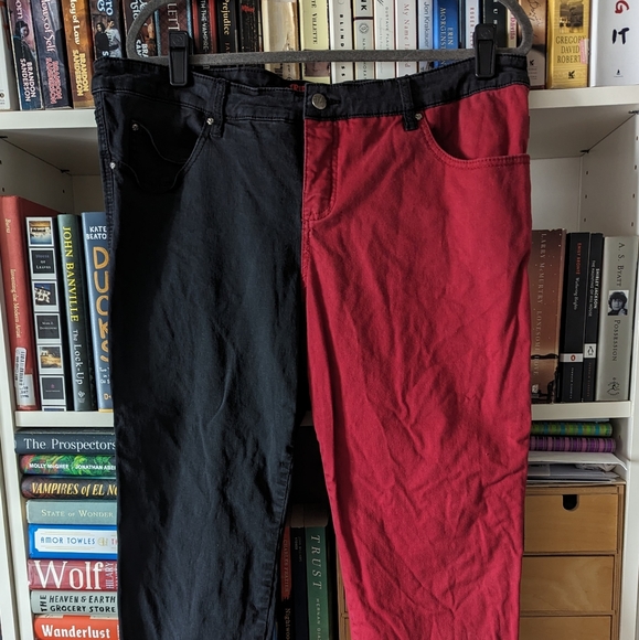 Tripp NYC Black and Red Split Mid-Rise Skinny Jeans - Picture 1 of 4